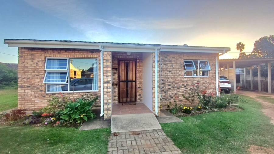 2 Bedroom Property for Sale in Bothasrus Eastern Cape
